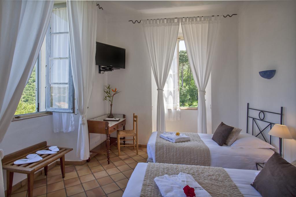 Mare E Monti - Hotel De Charme Feliceto Ngoại thất bức ảnh
